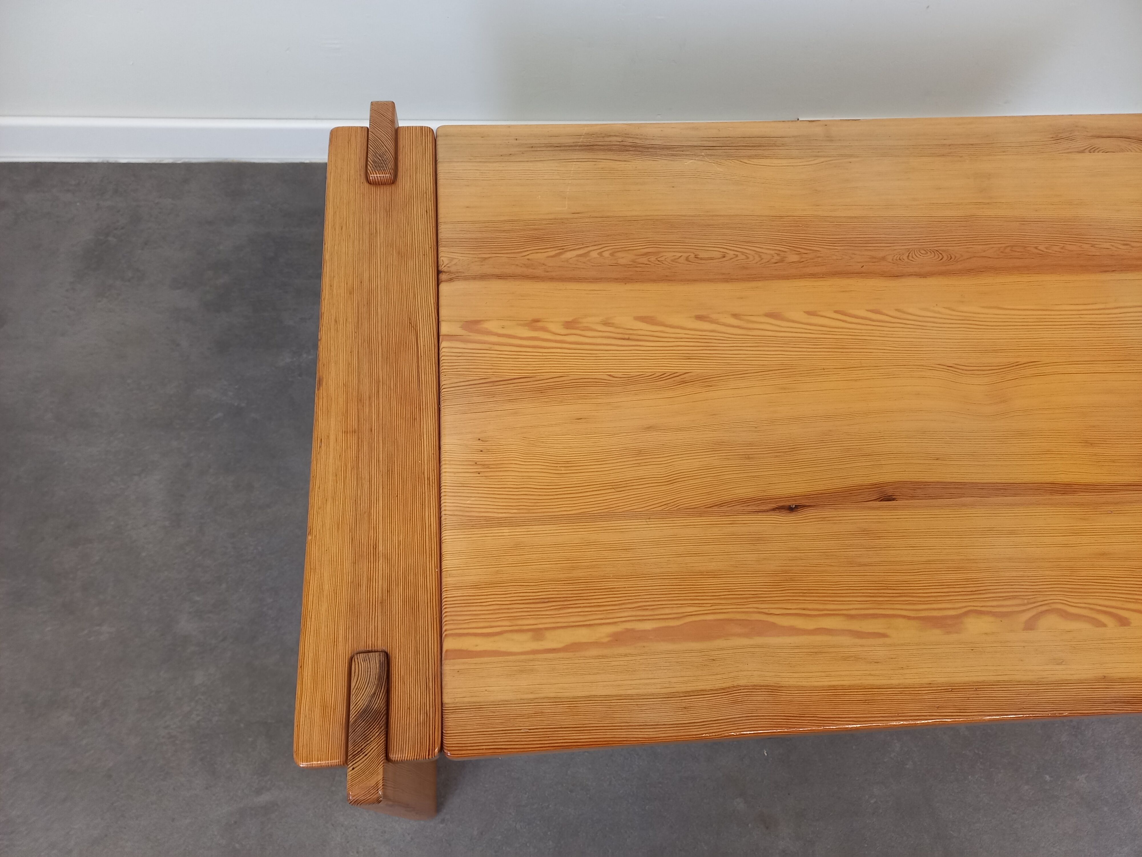 80s pine coffee table