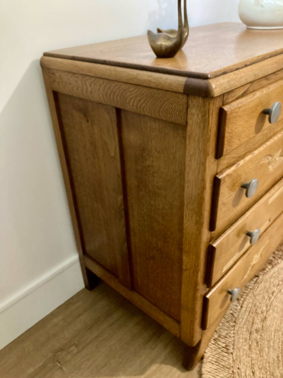 Art deco chest of drawers