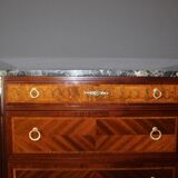 Chiffonnier de style Louis XVI en acajou vers 1925