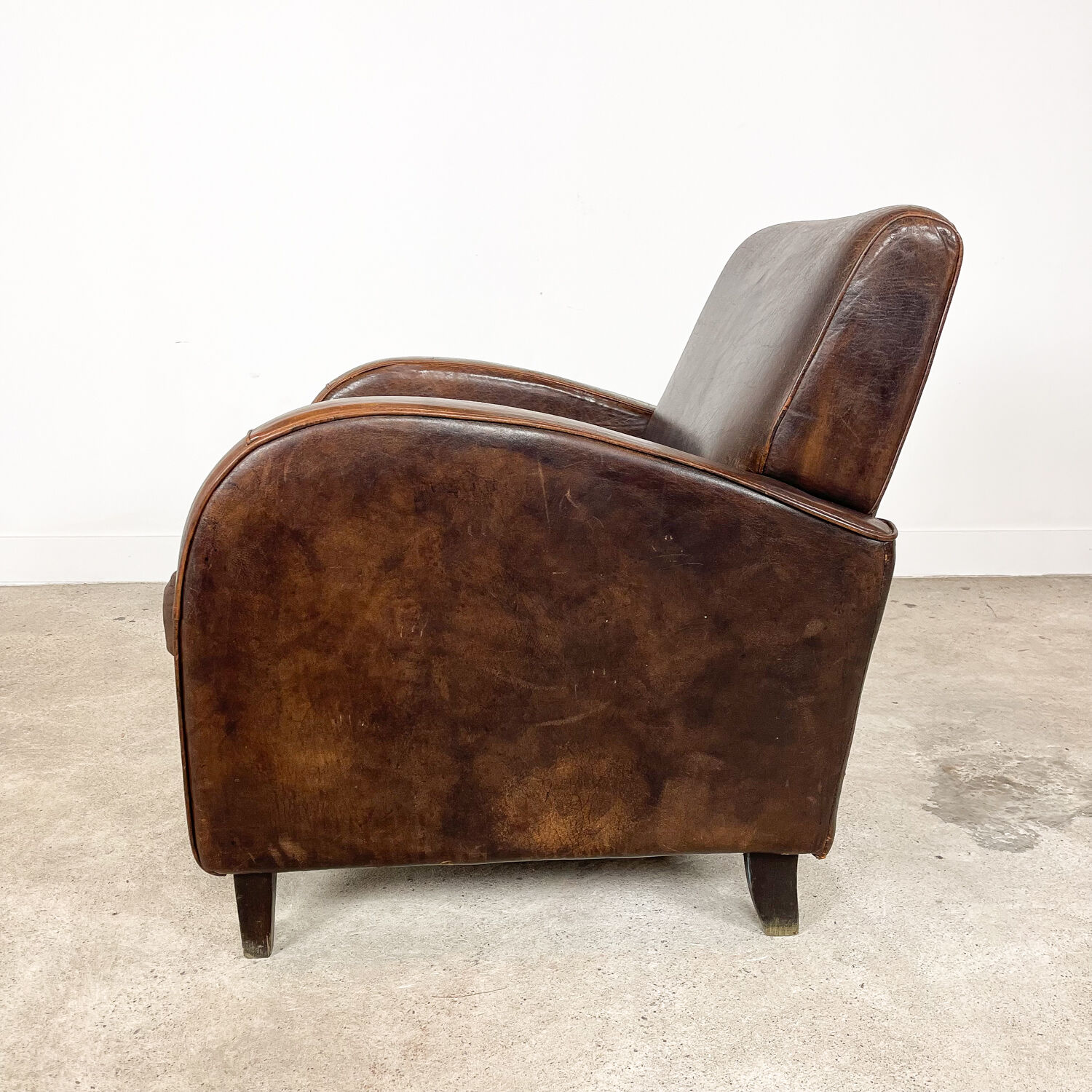 Vintage Sheep leather wagon wheel clubchair Holten