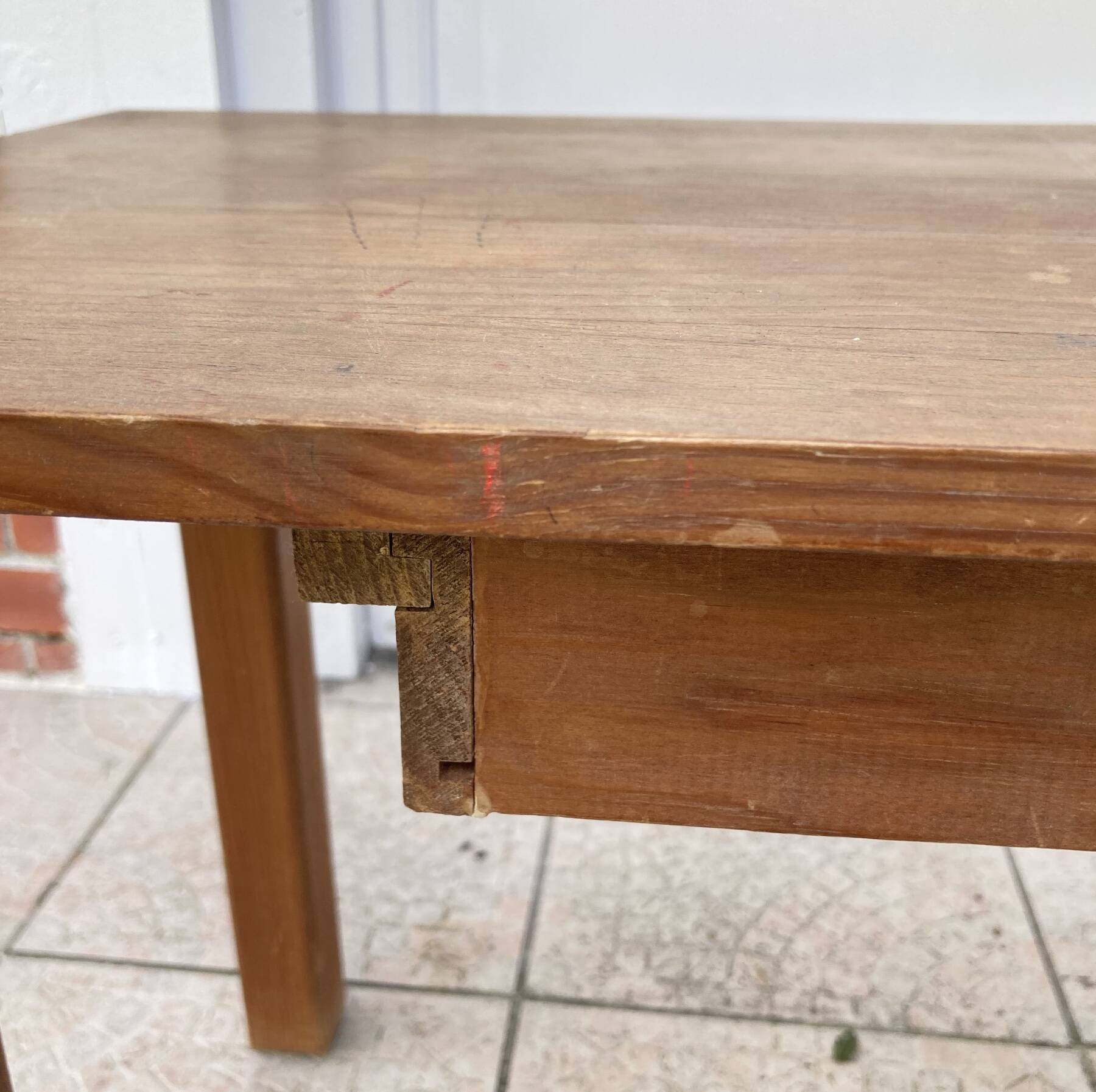 Small wooden desk or coffee table