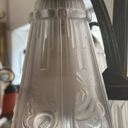 Pierre Gilles, beautiful art deco chandelier circa 1930 in bronze and molded glass