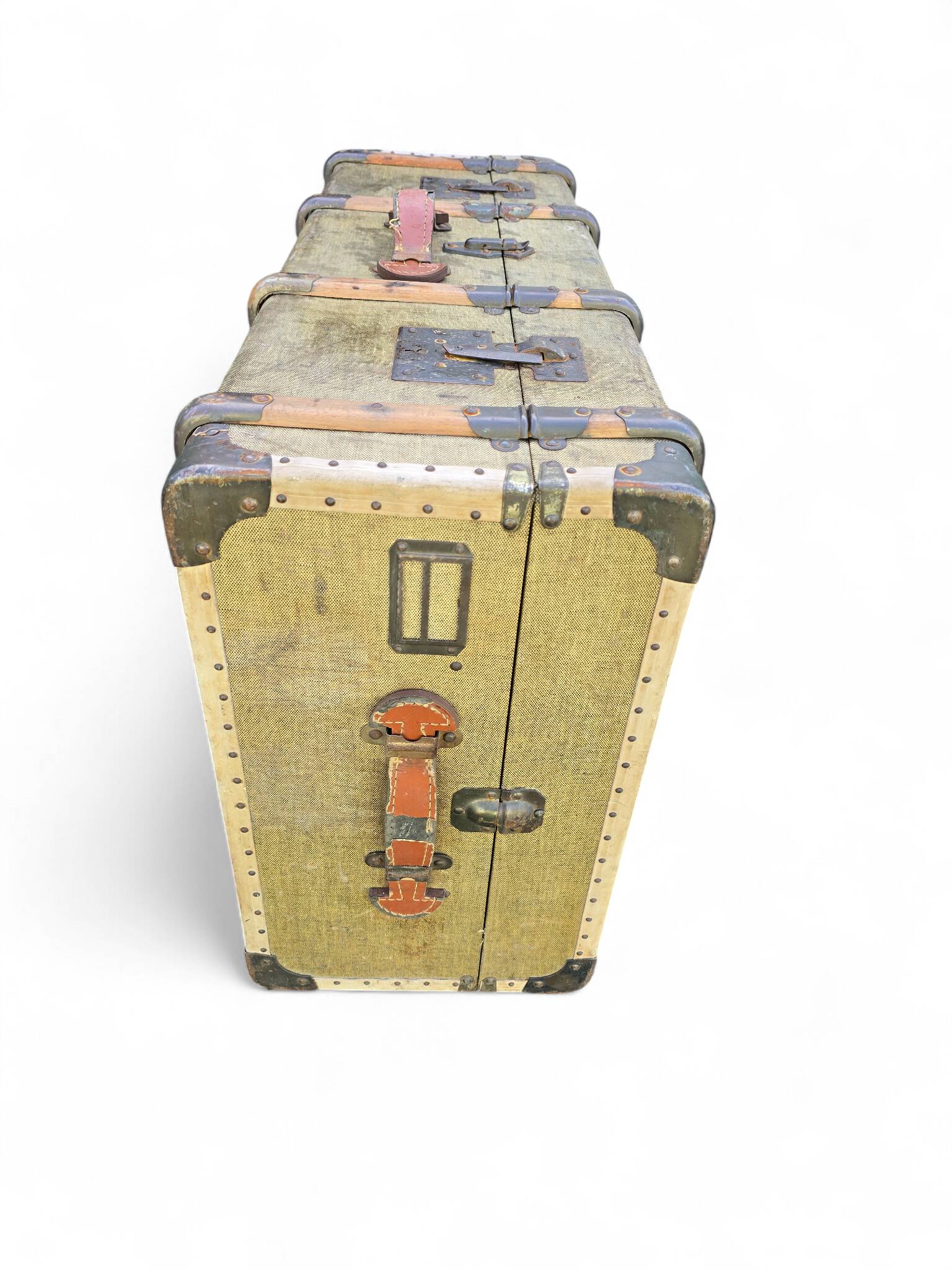 Antique travel trunk 1920