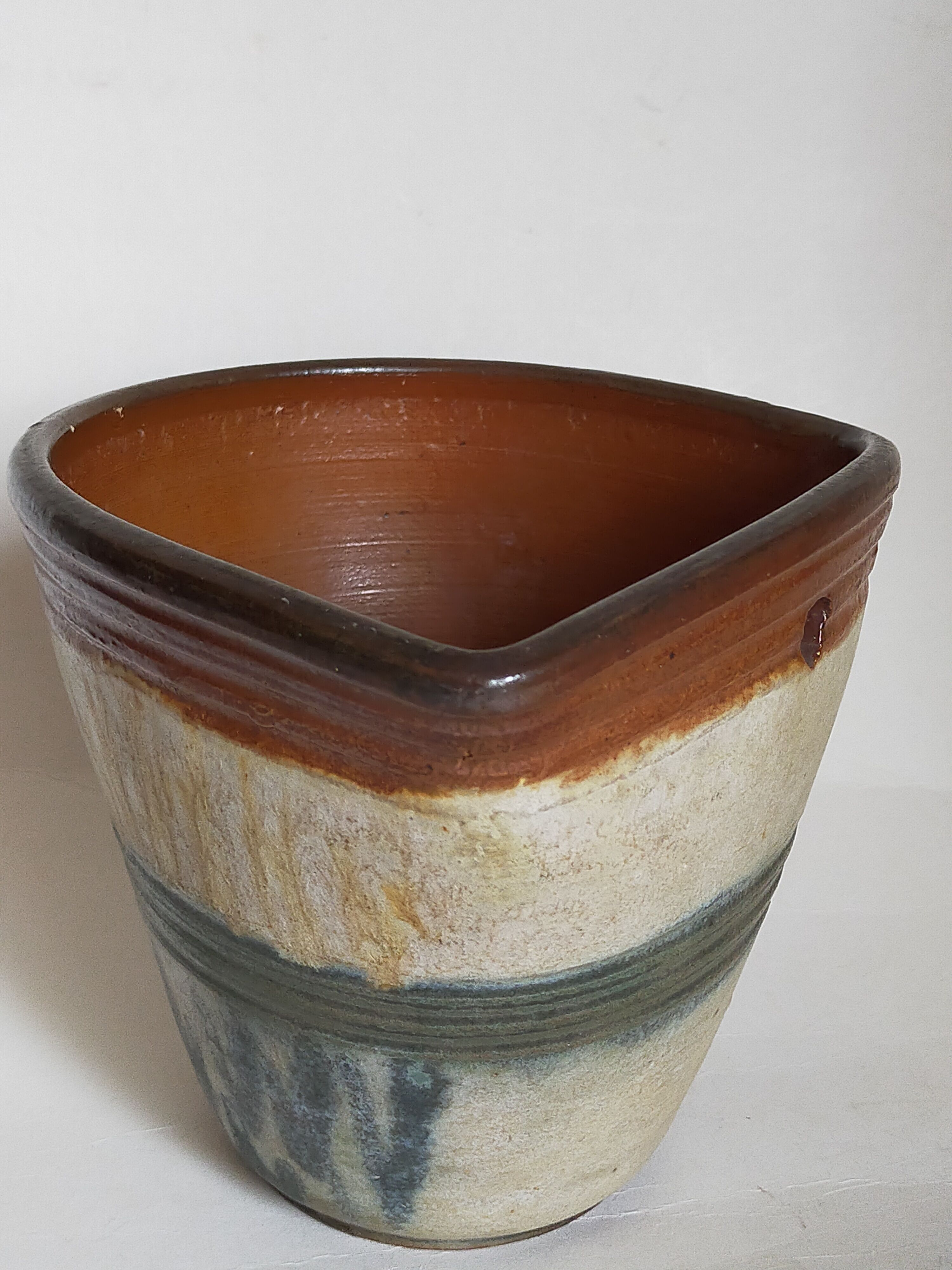 Vase bouquetière cache-pot sandstone enamelled with bouffioulx signed dubois