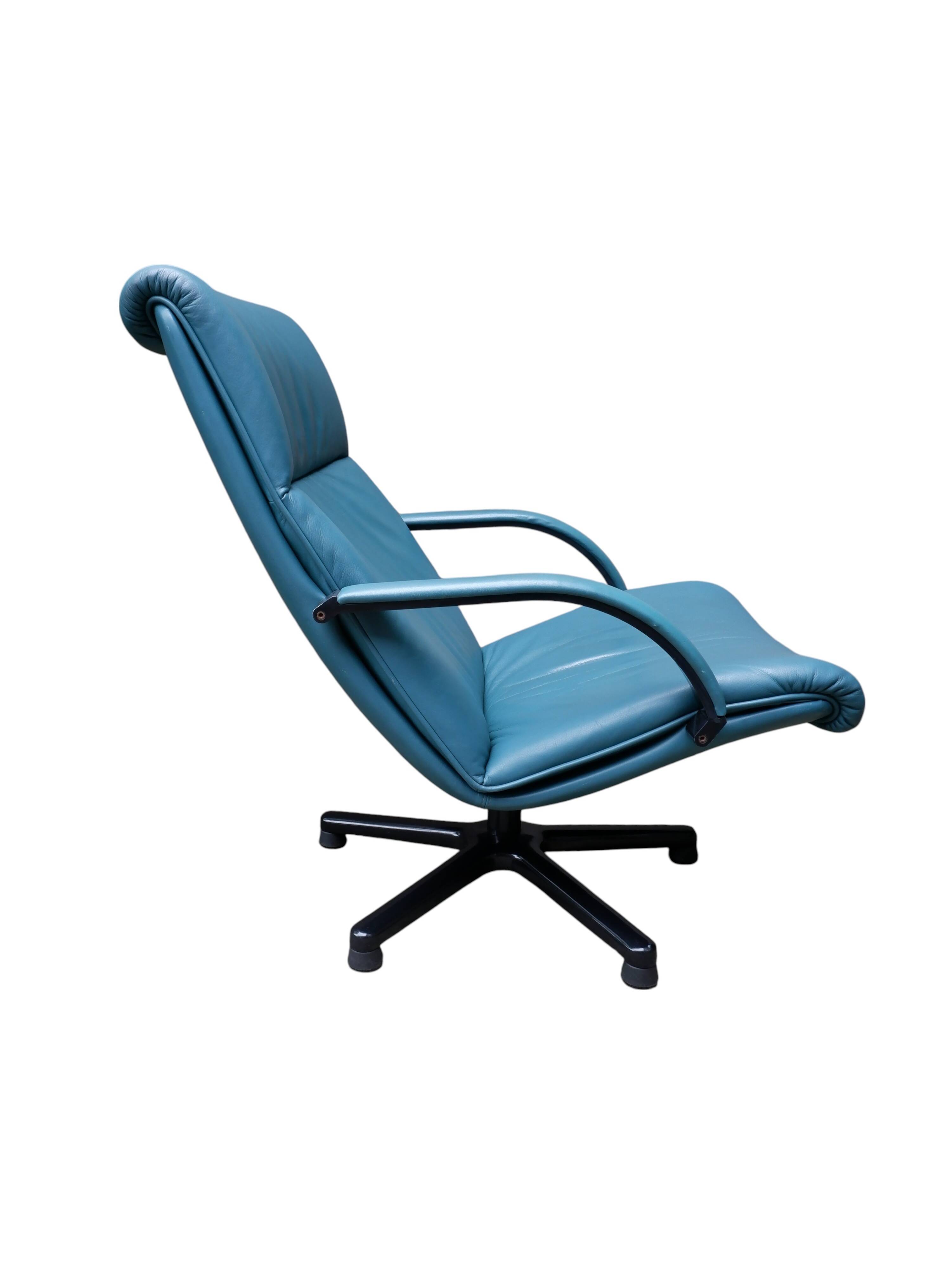 Artifort Holland leather arm chair