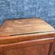 Armoire homme debout