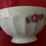 Lot of large old bowls.  Flower decoration.