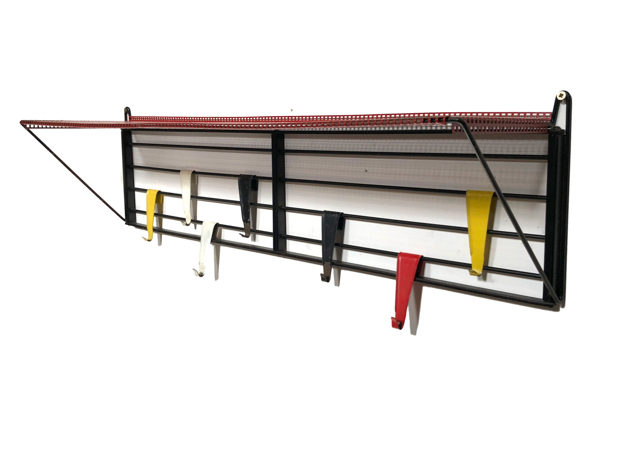 Coatrack Pilastro Nutbar by Tjerk Reijenga design Nederland