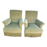 Paire de fauteuils vintage en velours vert amande