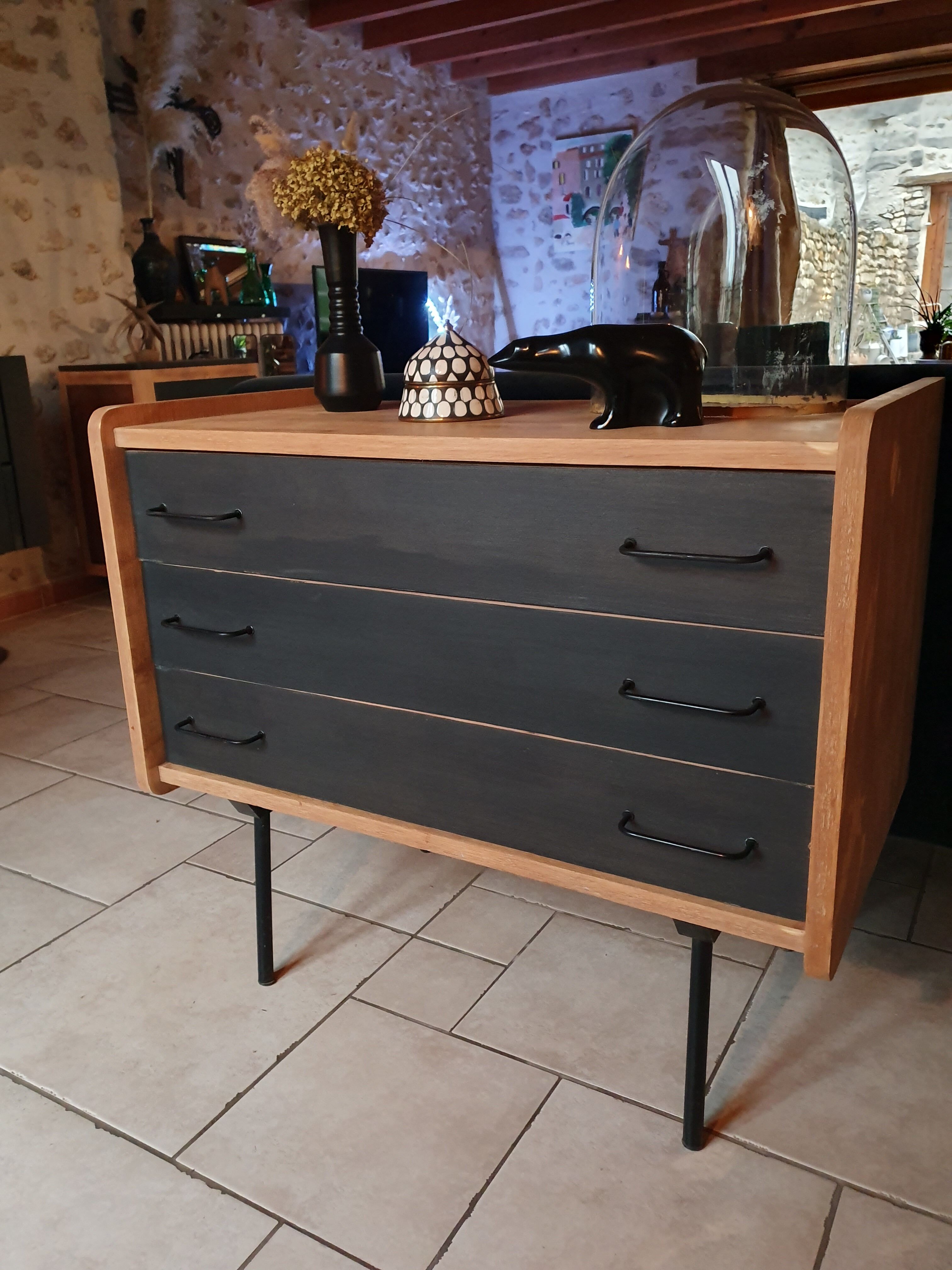 Commode vintage