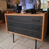 Vintage chest of drawers