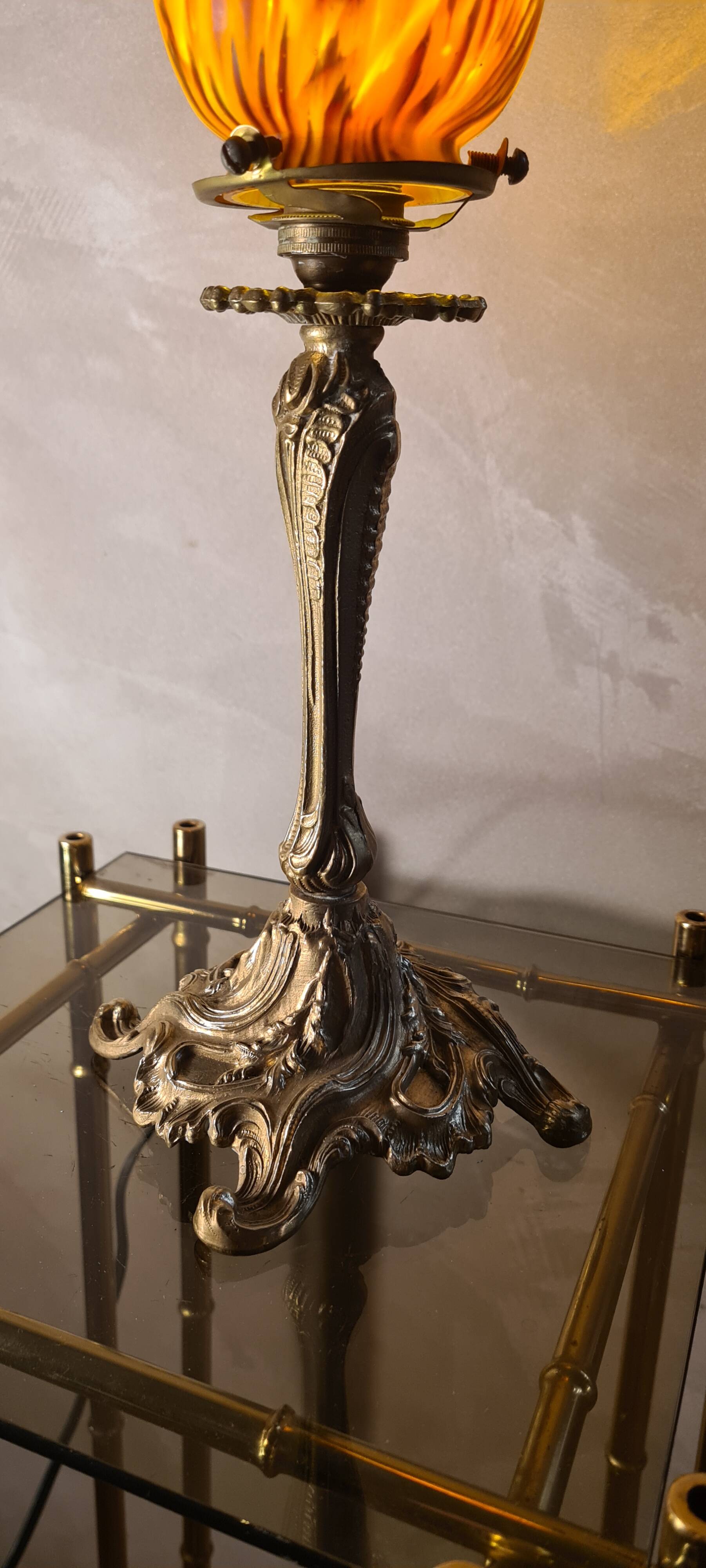 art nouveau rocaille style bronze lamp, superb tulip, 36x15, very good condition