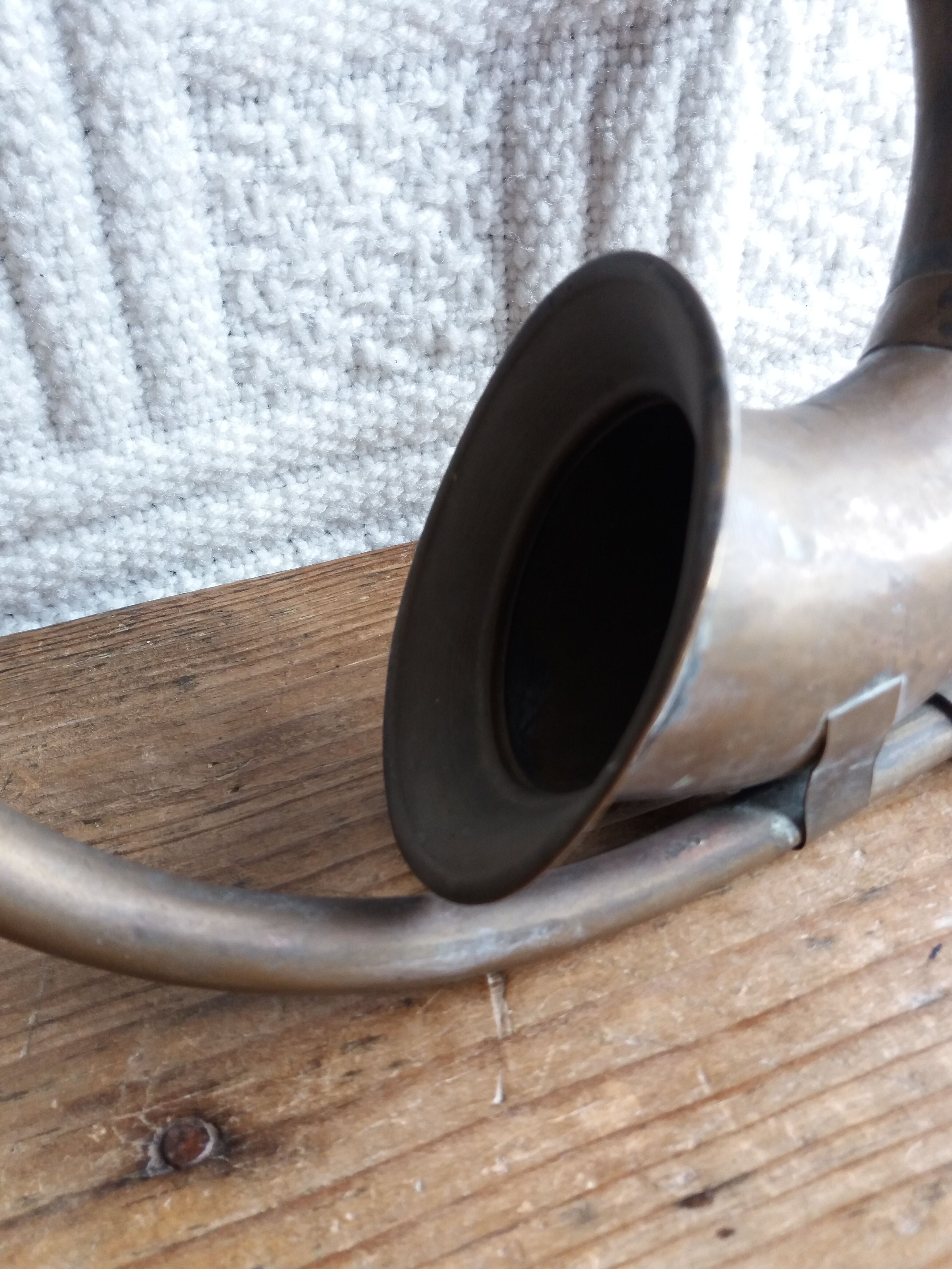 Peacock car horn early 20th