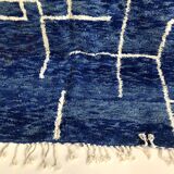 Moroccan Berber carpet Beni Ouarain blue mottled with white patterns 3,37x2.08m