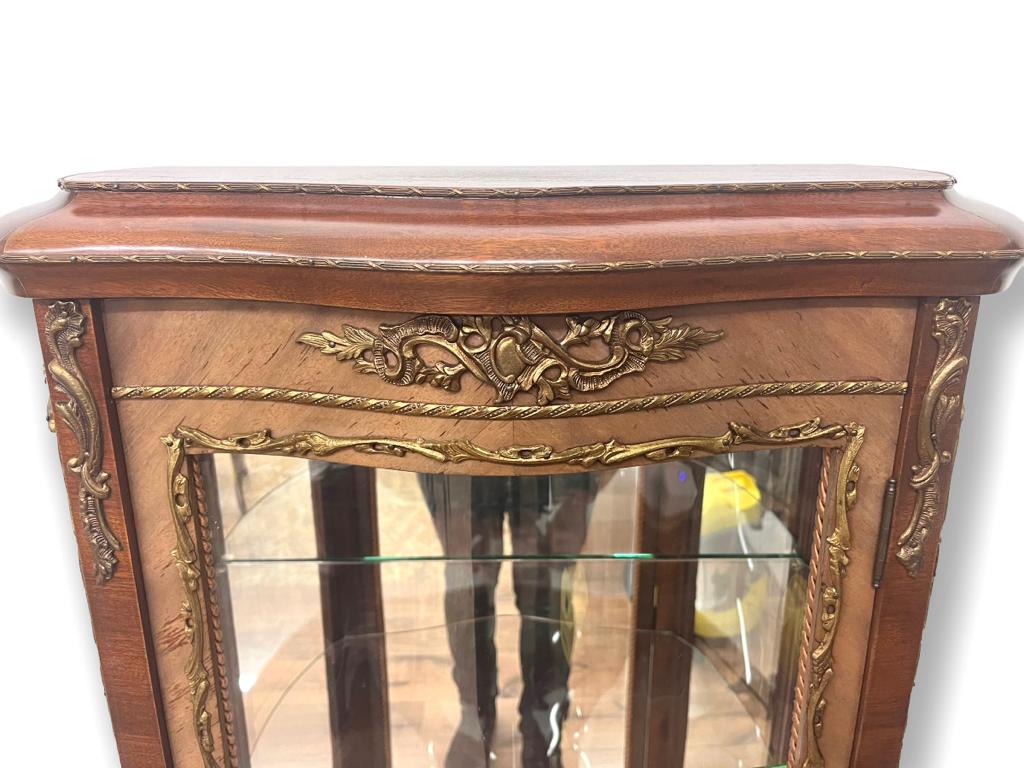 Louis XV style showcase