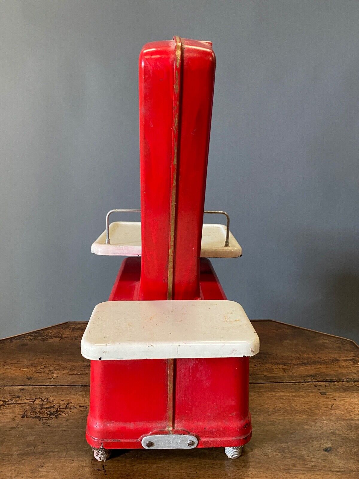 Cast iron testut scale for decoration or trade xxe
