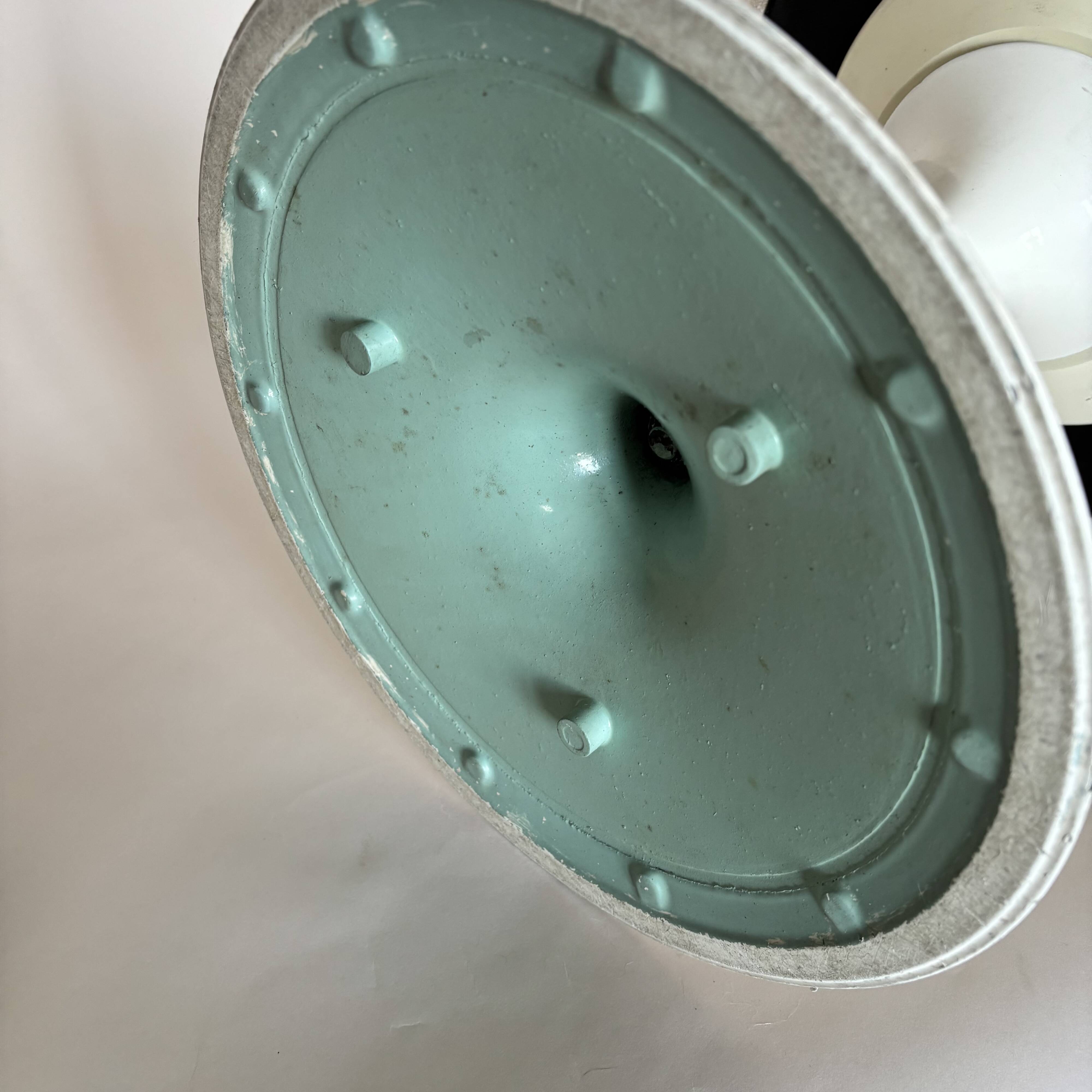 Tulip stool by Eero Saarinen for Knoll