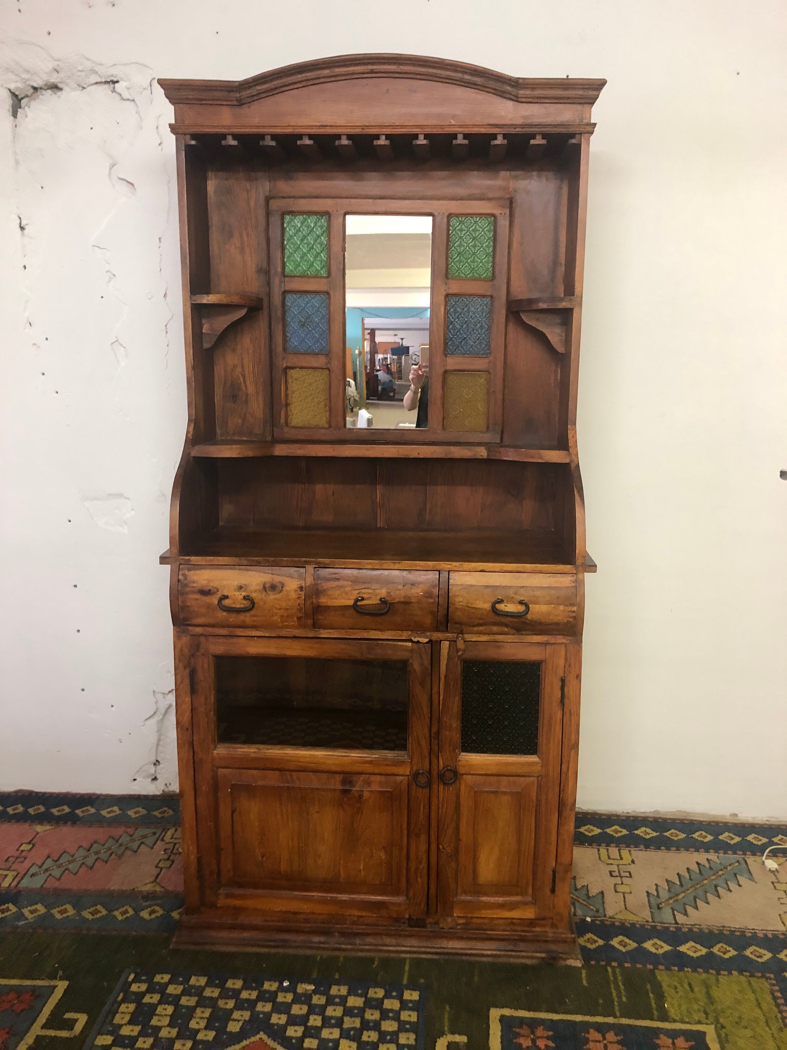 Back-bar furniture or bar bottom