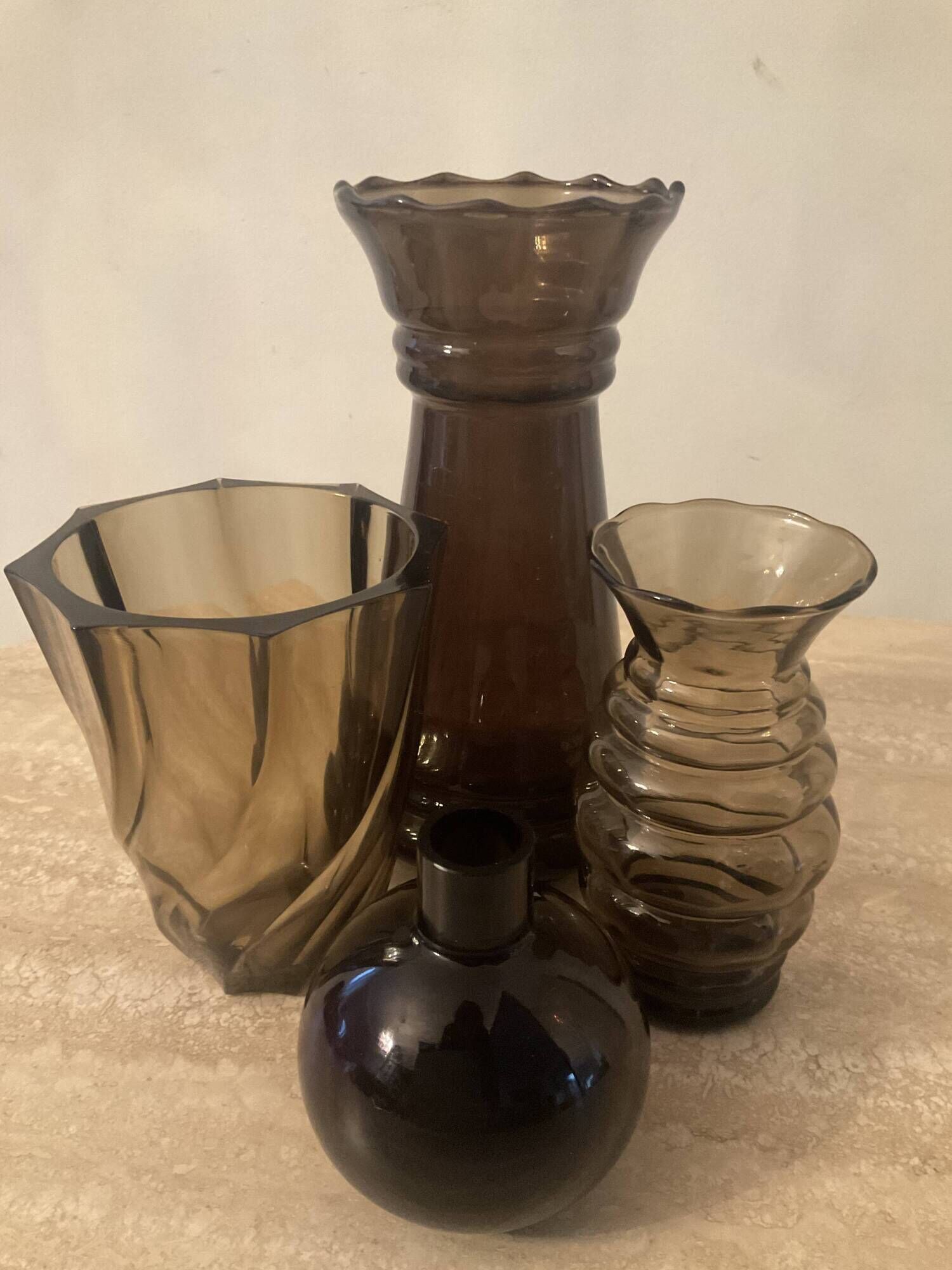 Series of 4 vintage smoked glass vases from the 70s