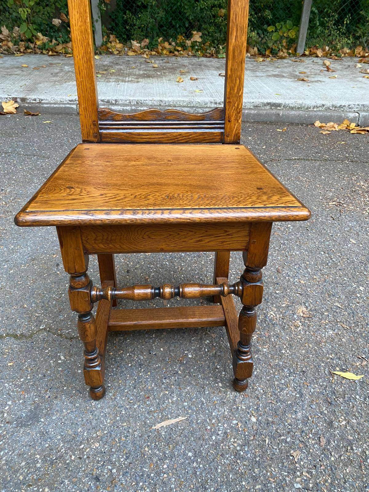 20th century Lorraine chair in solid oak