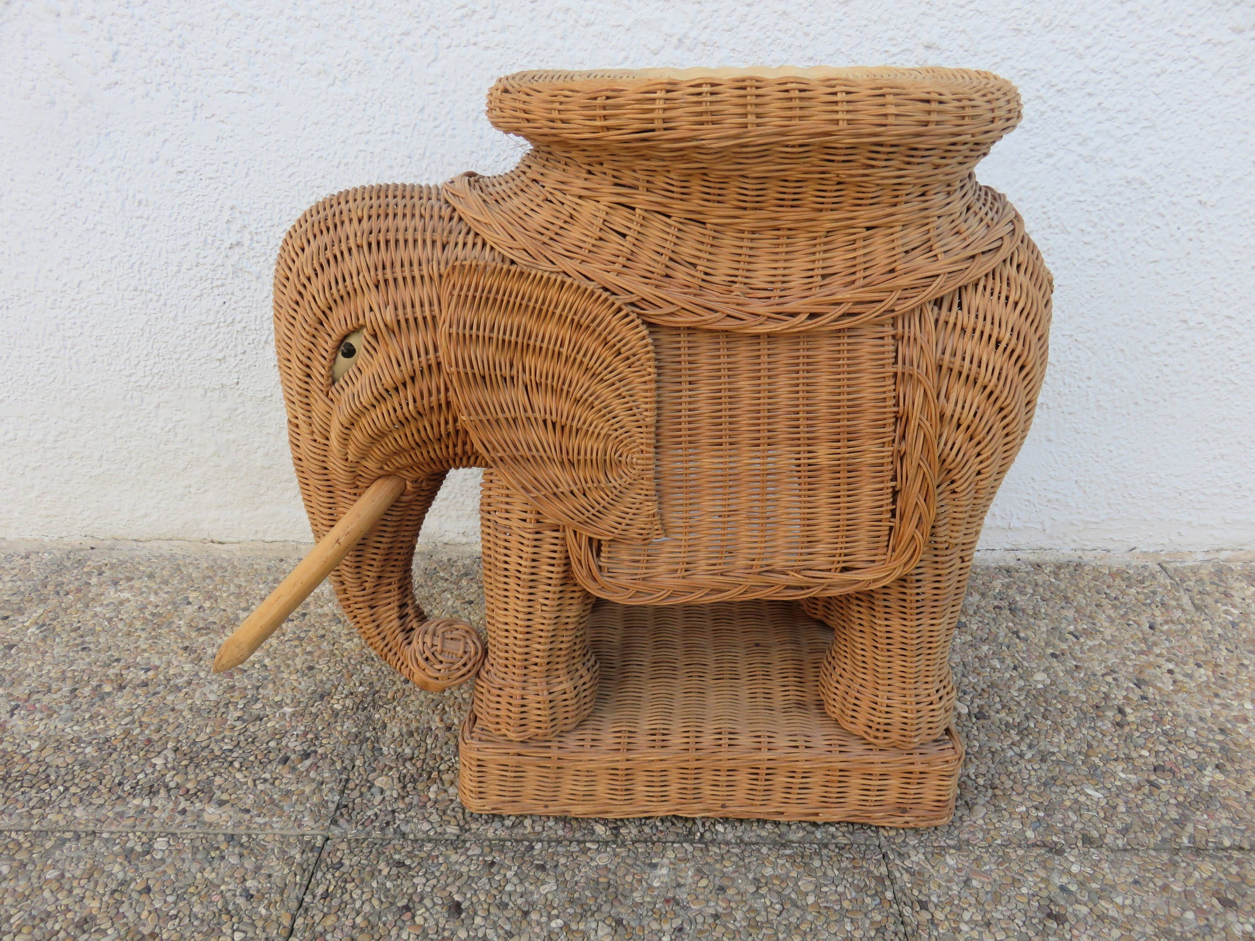 Side table or end table "elephant" in rattan, wicker, 1960s 70s
