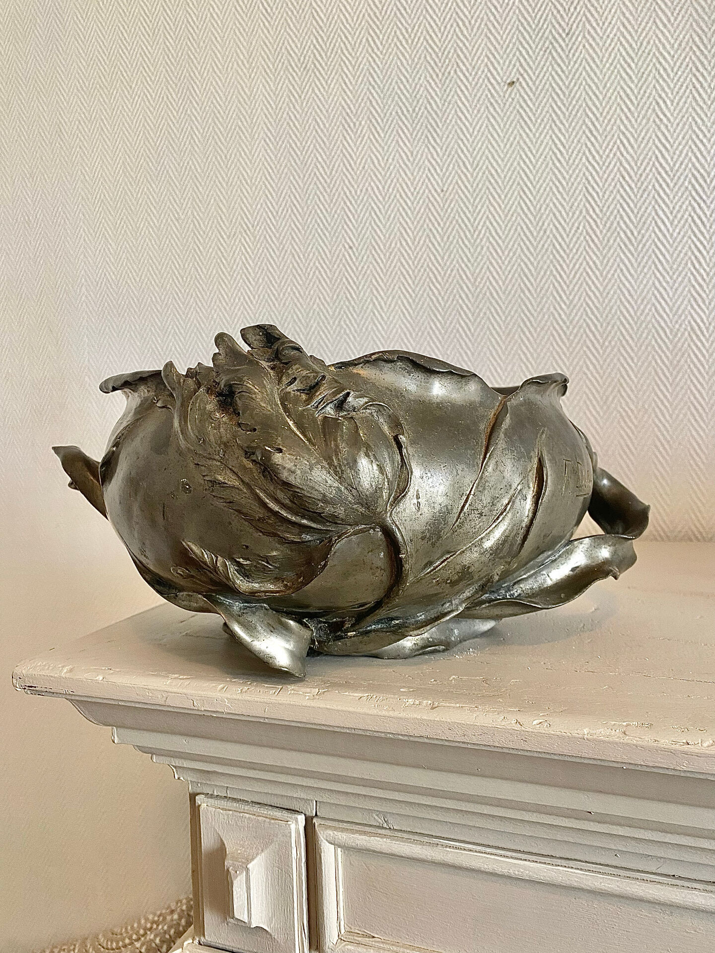 Art Nouveau jardinière in tin signed Frederic Debon Susse Frères.