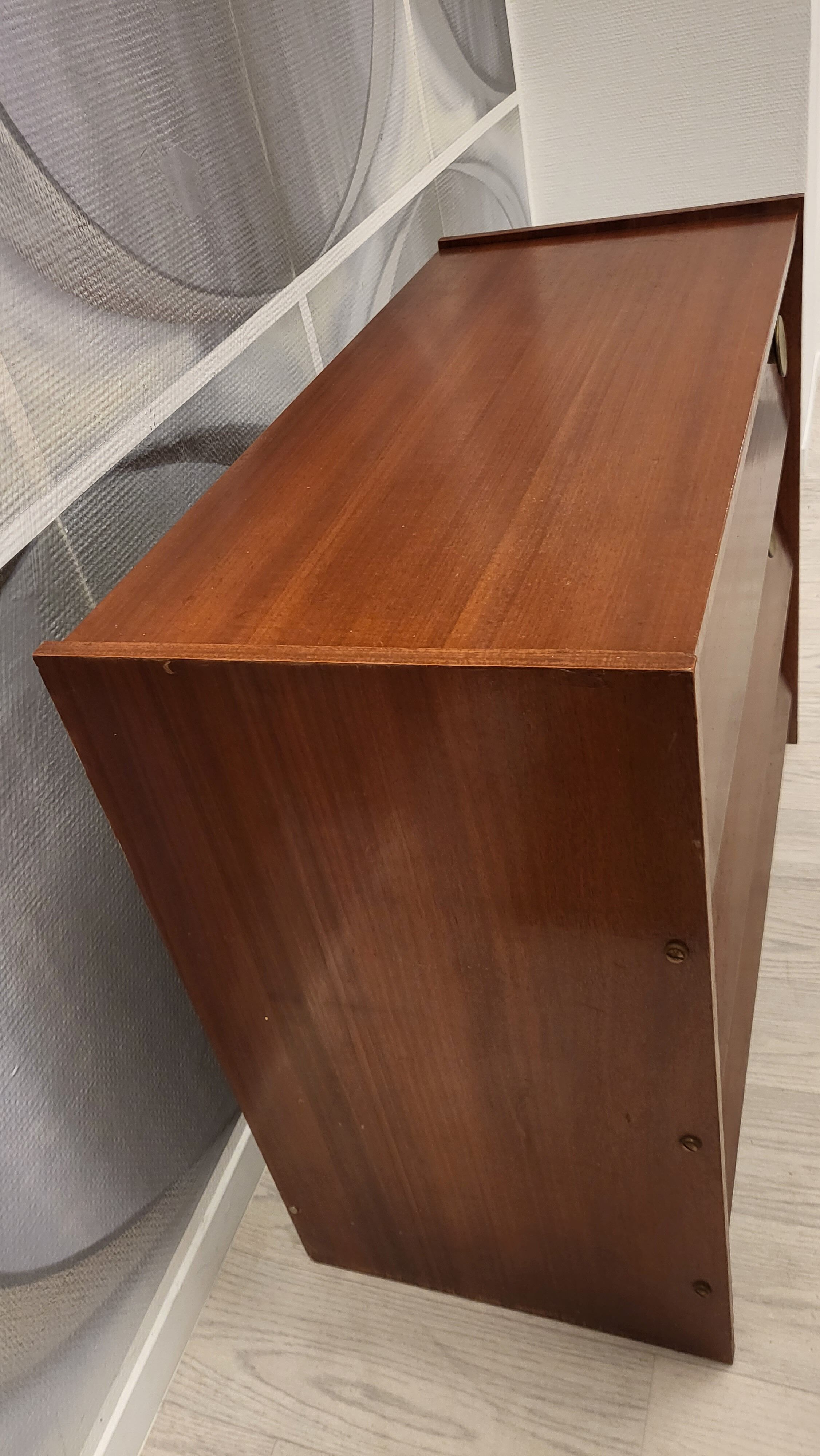 Armoire à chaussures