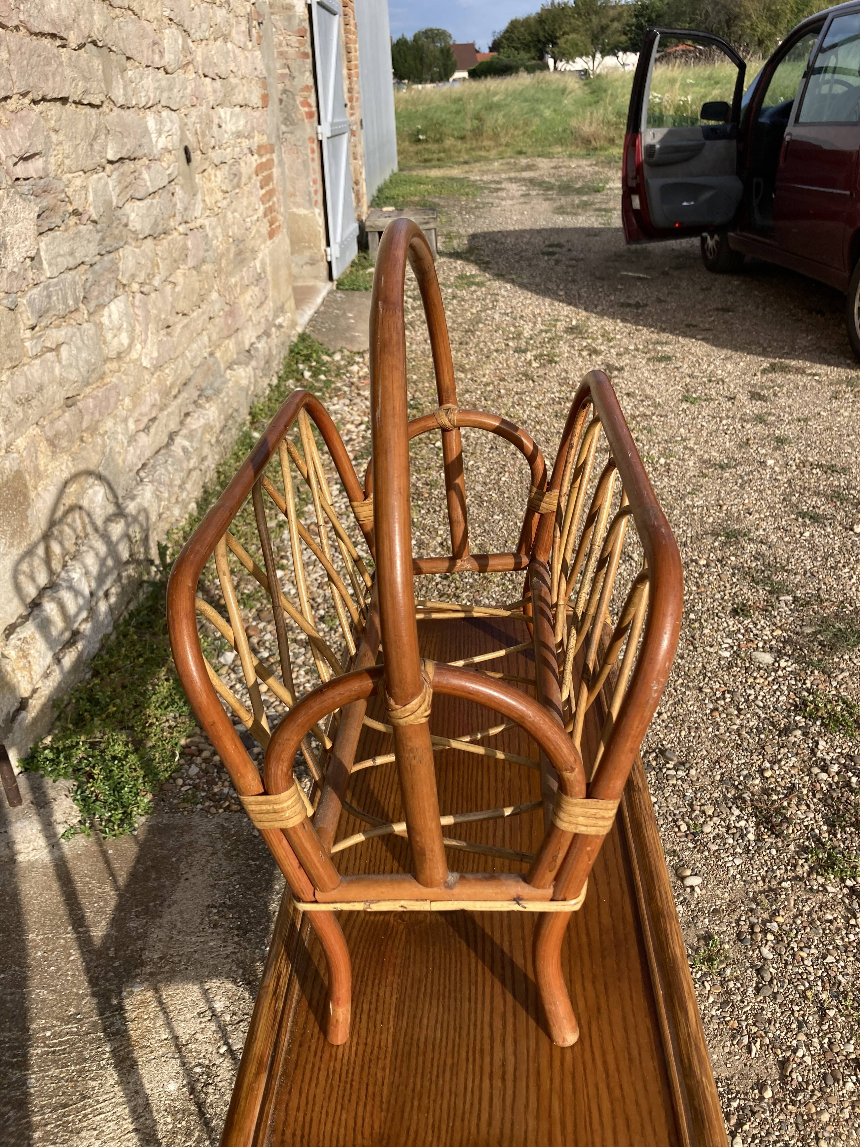 Rattan magazine door