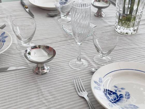 Set of 6 blue ironstone deep plates.