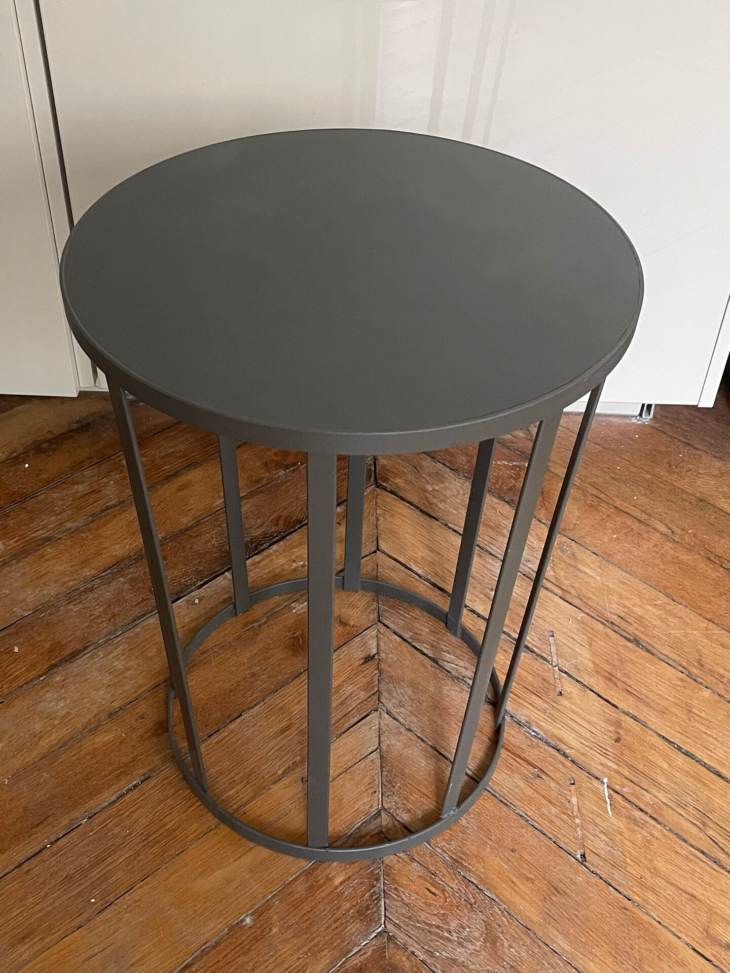 Side table by Petite Friture signed by Aïssa Logerot and Amandine Chhor.