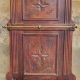 Wooden entrance cloakroom 1900