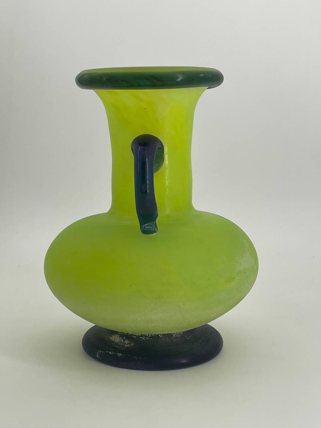 Vintage glass paste vase