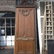Porte d'entrée en chêne avec son bâti
