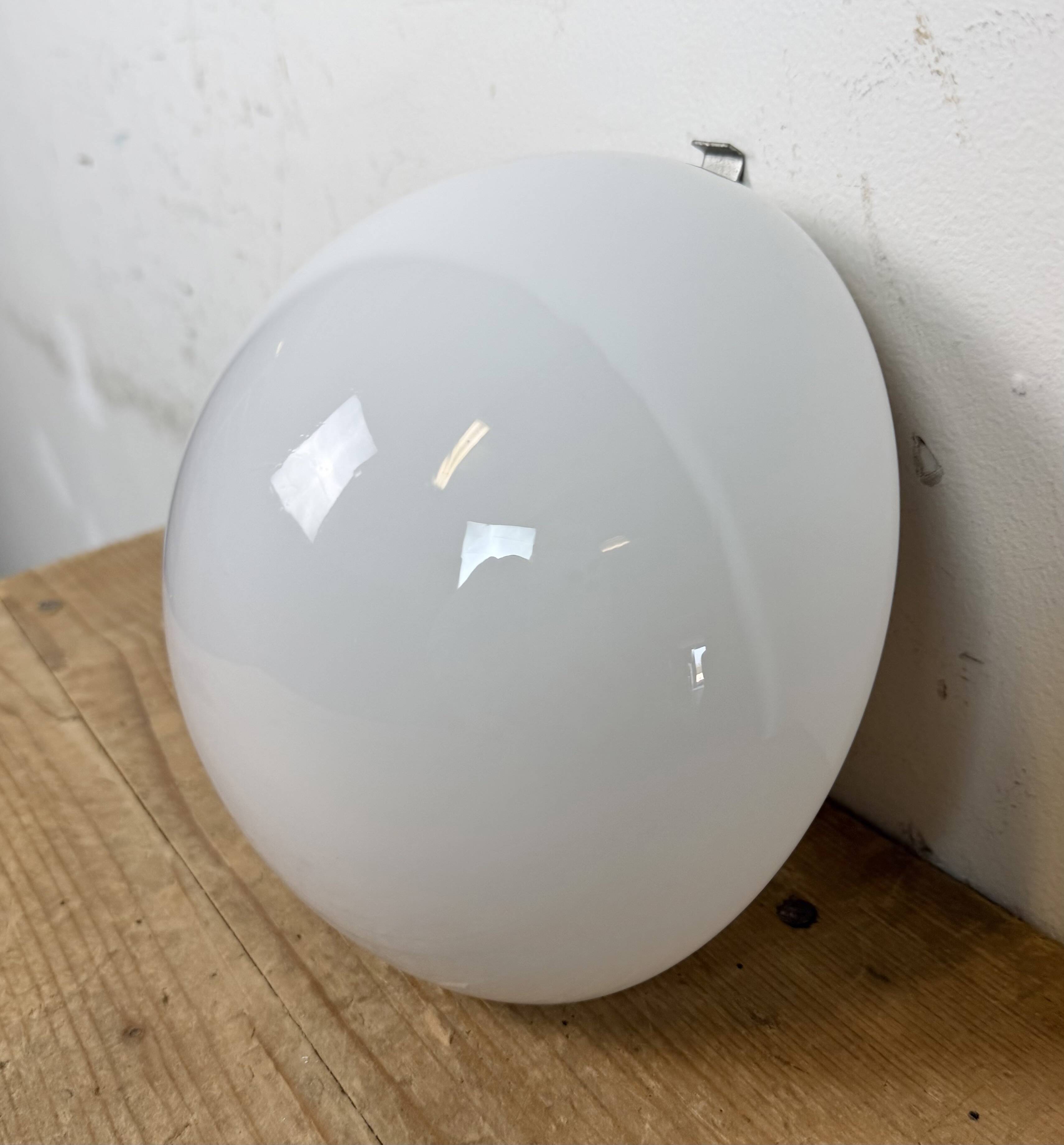 Vintage Wall Light with Milk Glass, 1960s