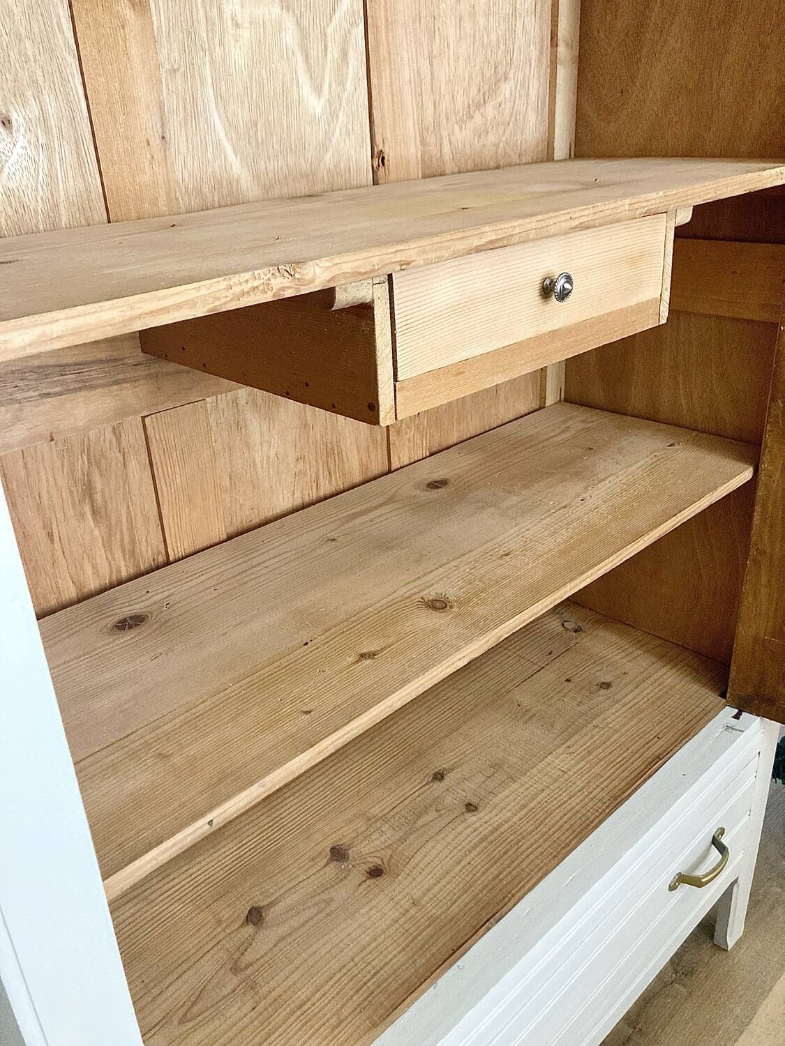 Small Parisian wardrobe