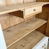 Small Parisian wardrobe