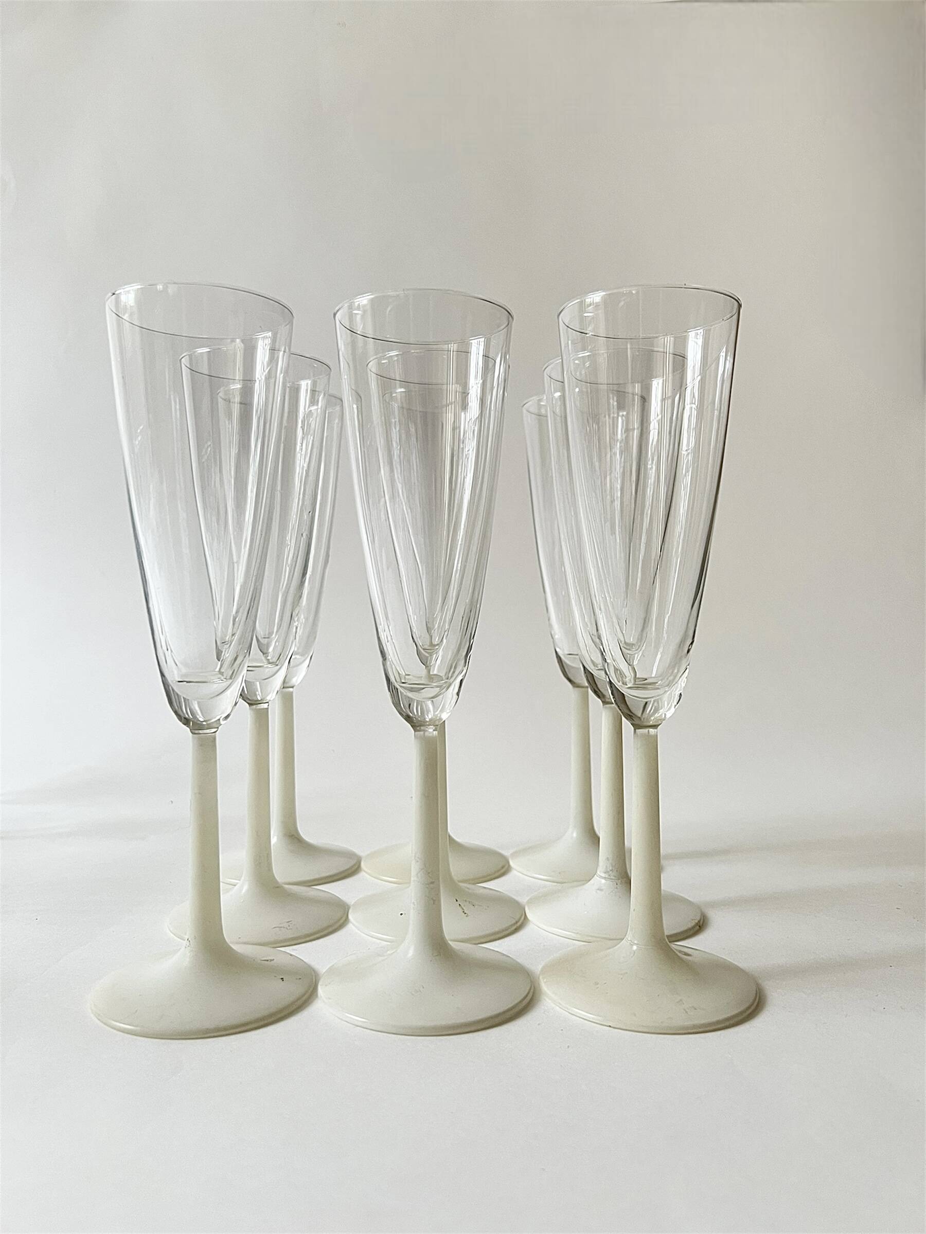Set of 9 champagne glasses in glass and frosted opaline glass, France 1970