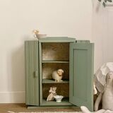 Doll's wardrobe