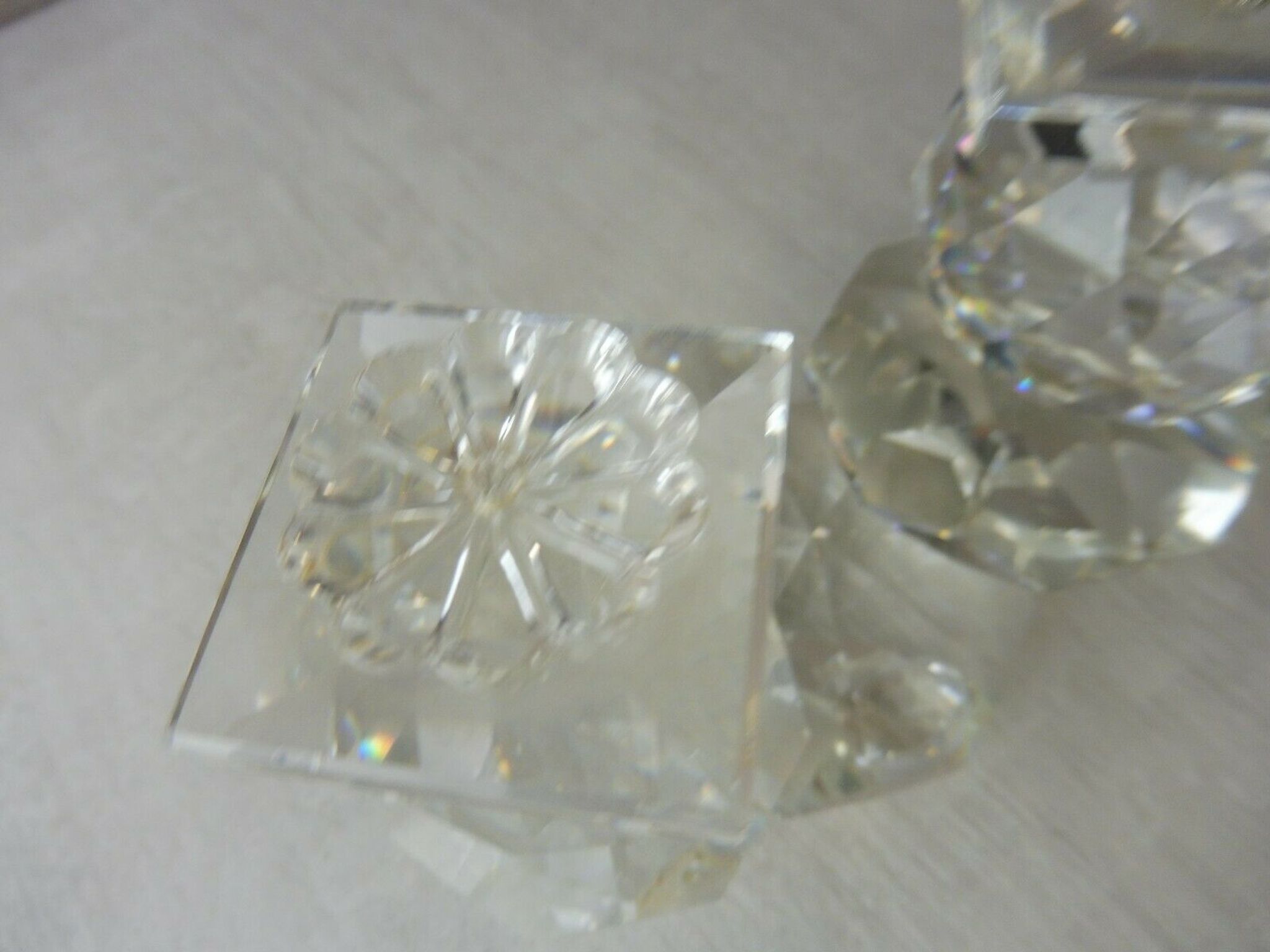 Candle holders with 3 candles, made of Swarovski crystal