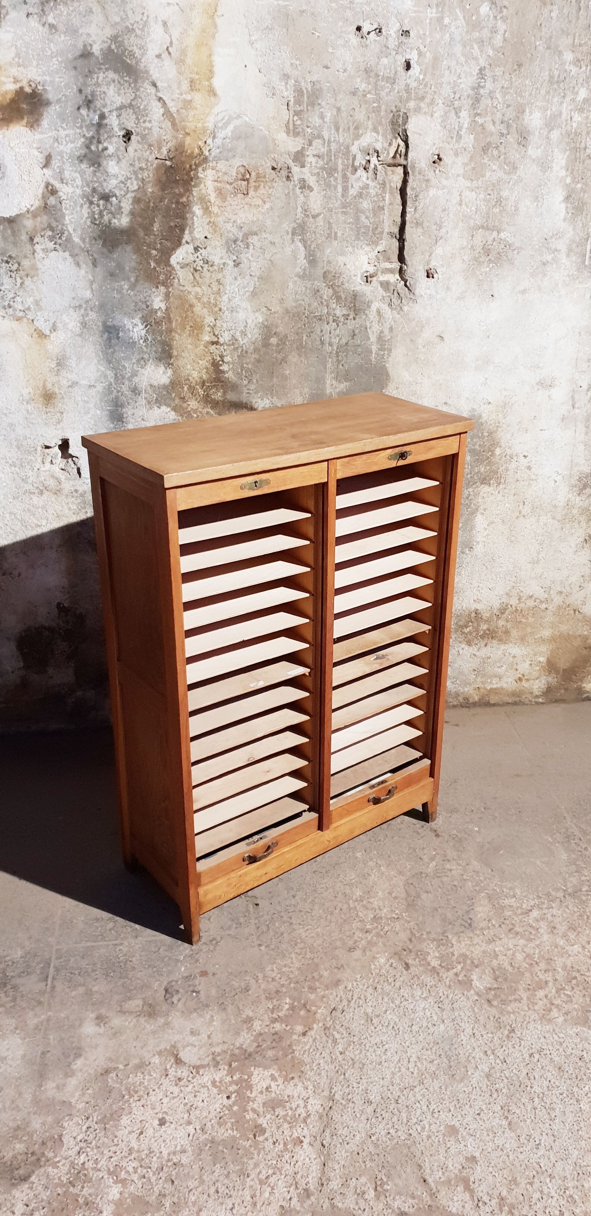 Double curtain binder