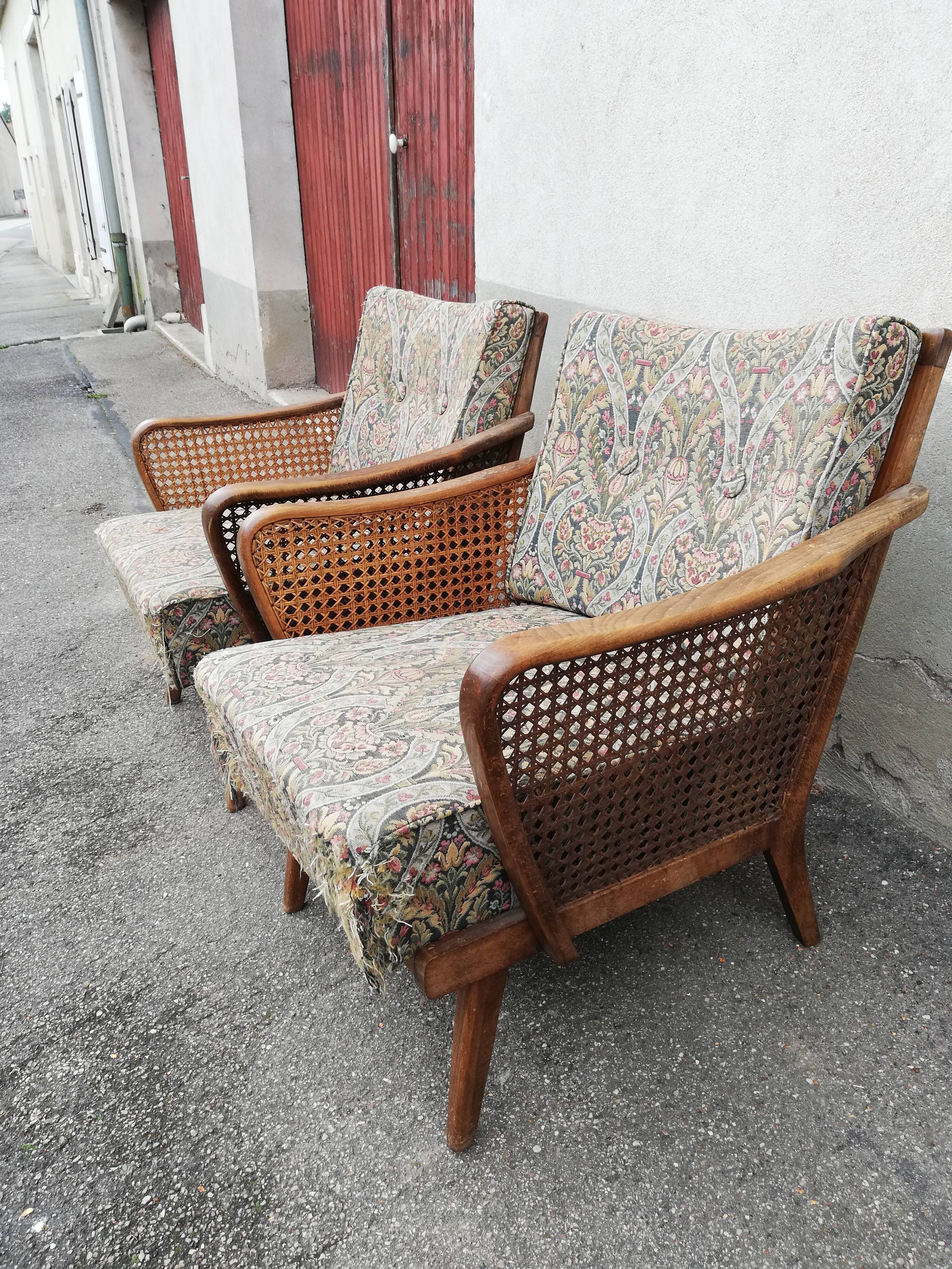 Paire de fauteuils vintage pieds compas et cannage