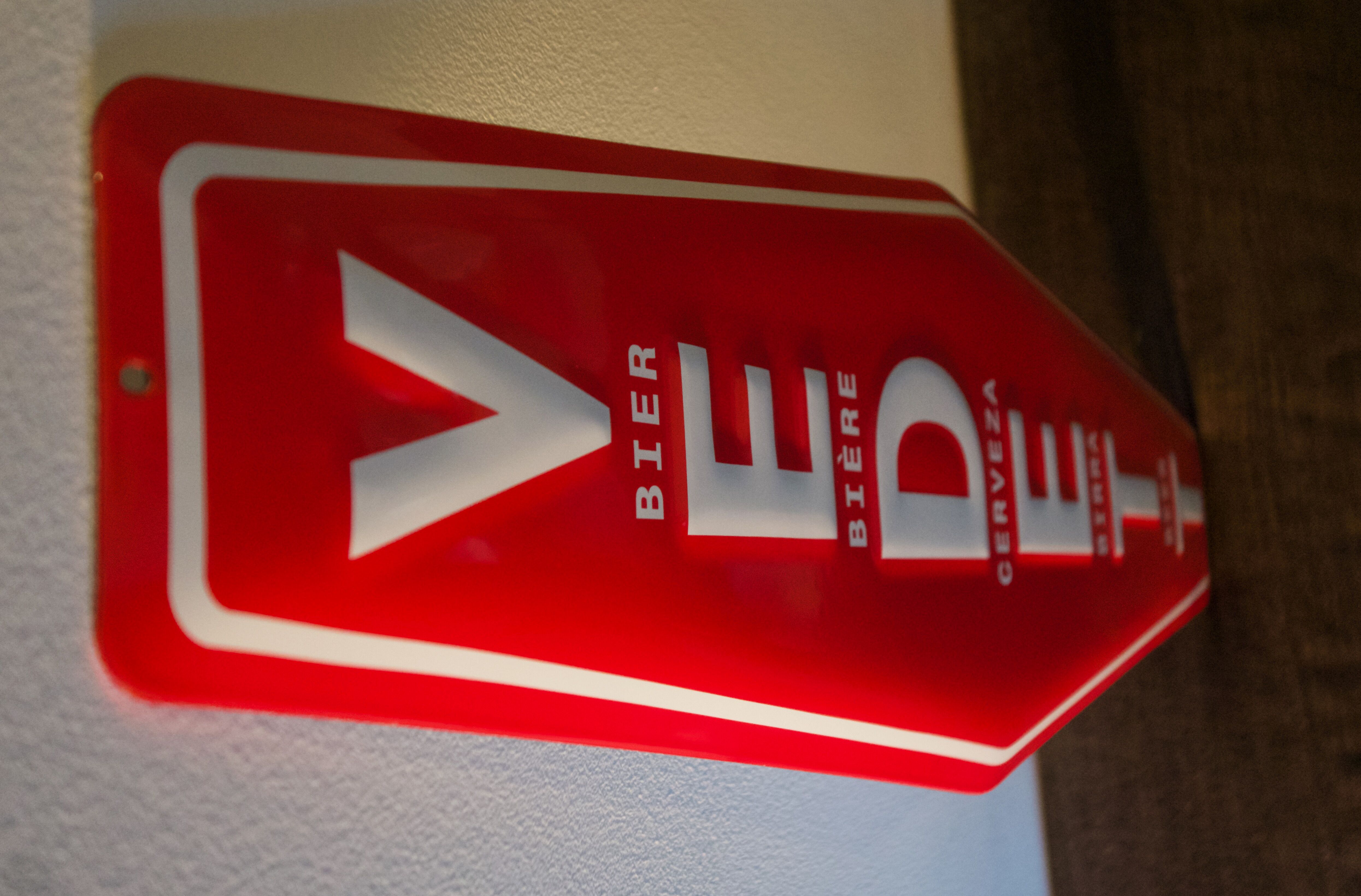 Enamelled plate advertising for the famous Belgian beer brand VEDETT (Duvel)