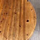 Vintage round table in solid pine