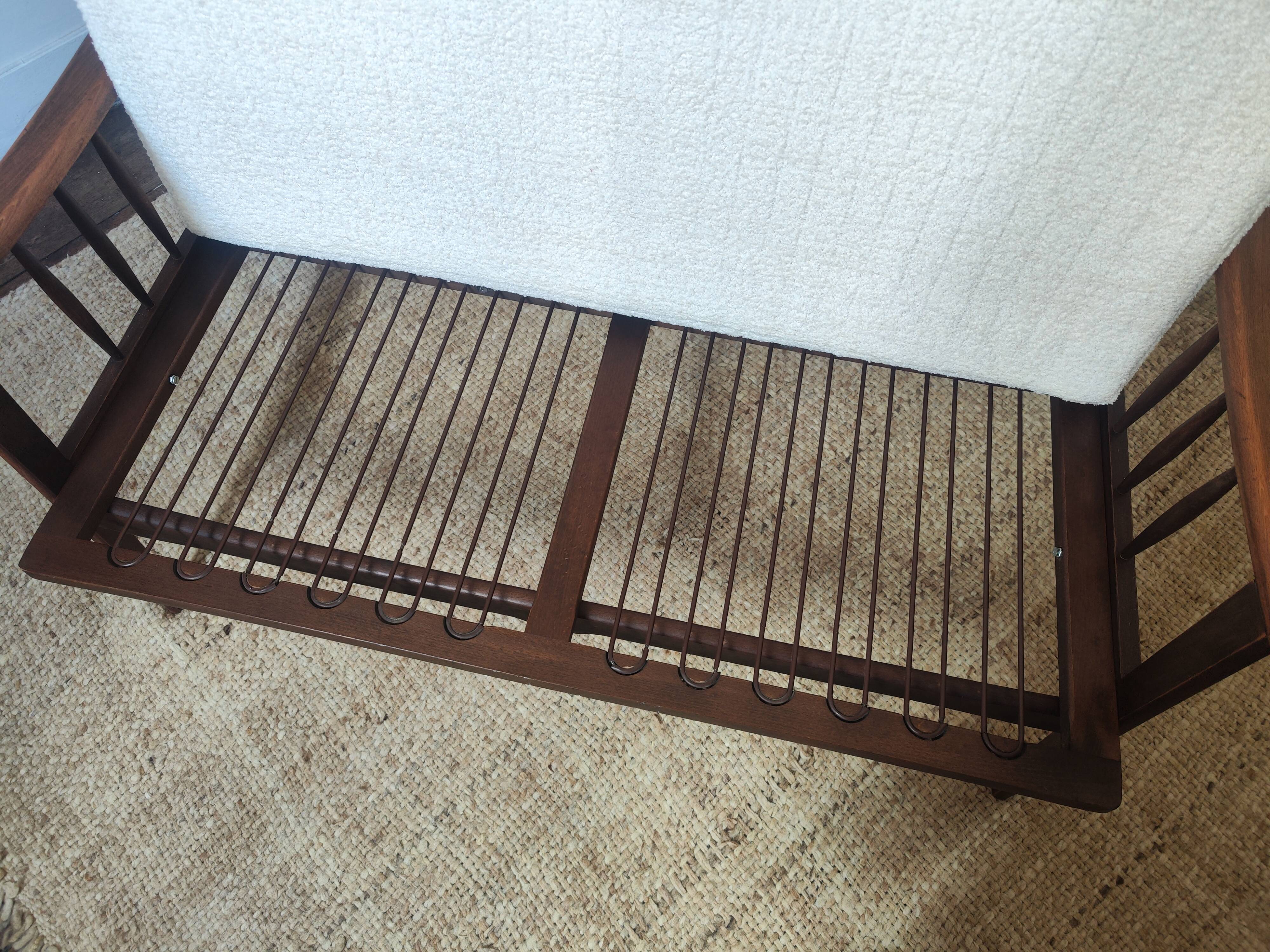 Scandinavian-style bench