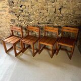 Suite de 4 chaises en pin par André Sornay