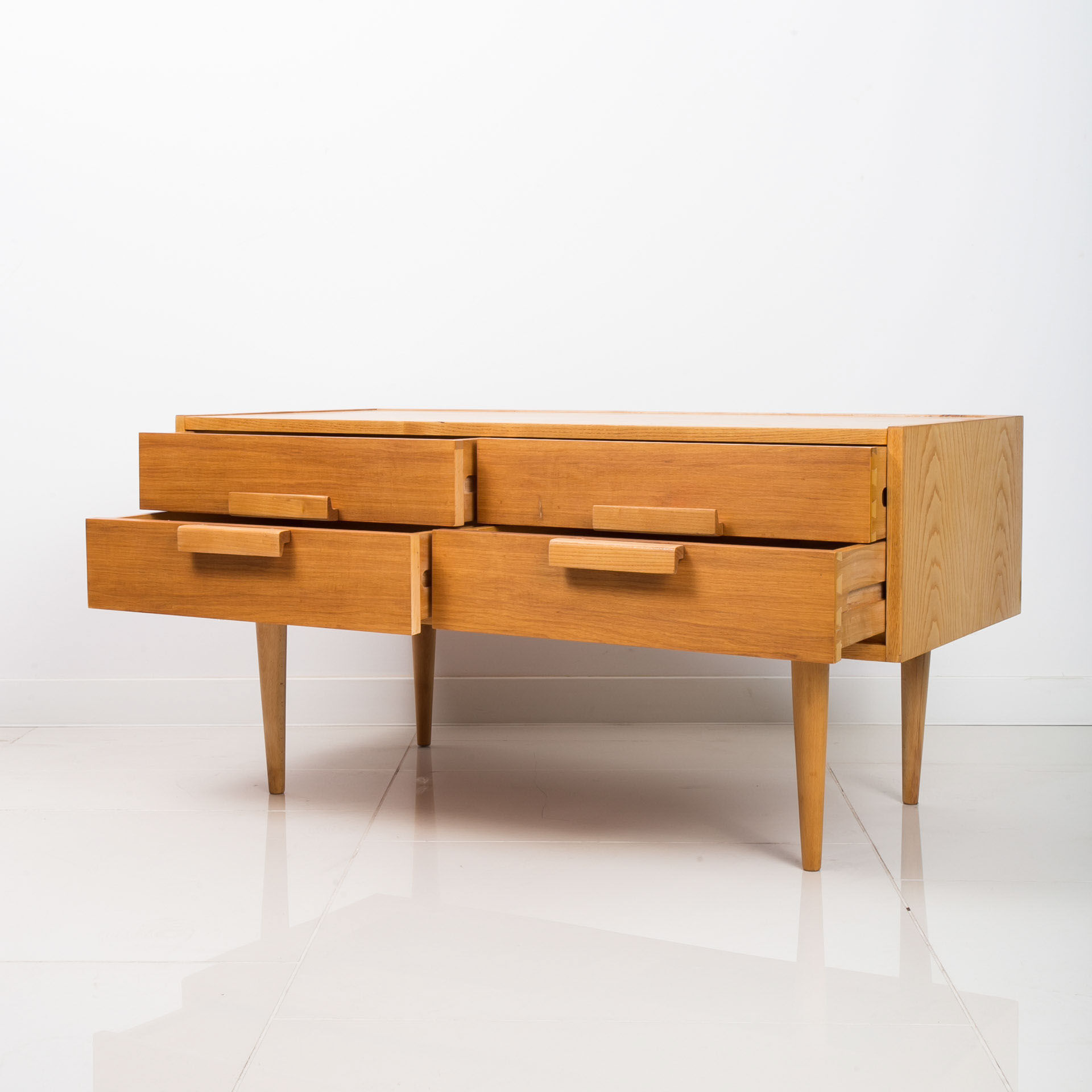 Chest of drawers, Czechoslovakia, 1960