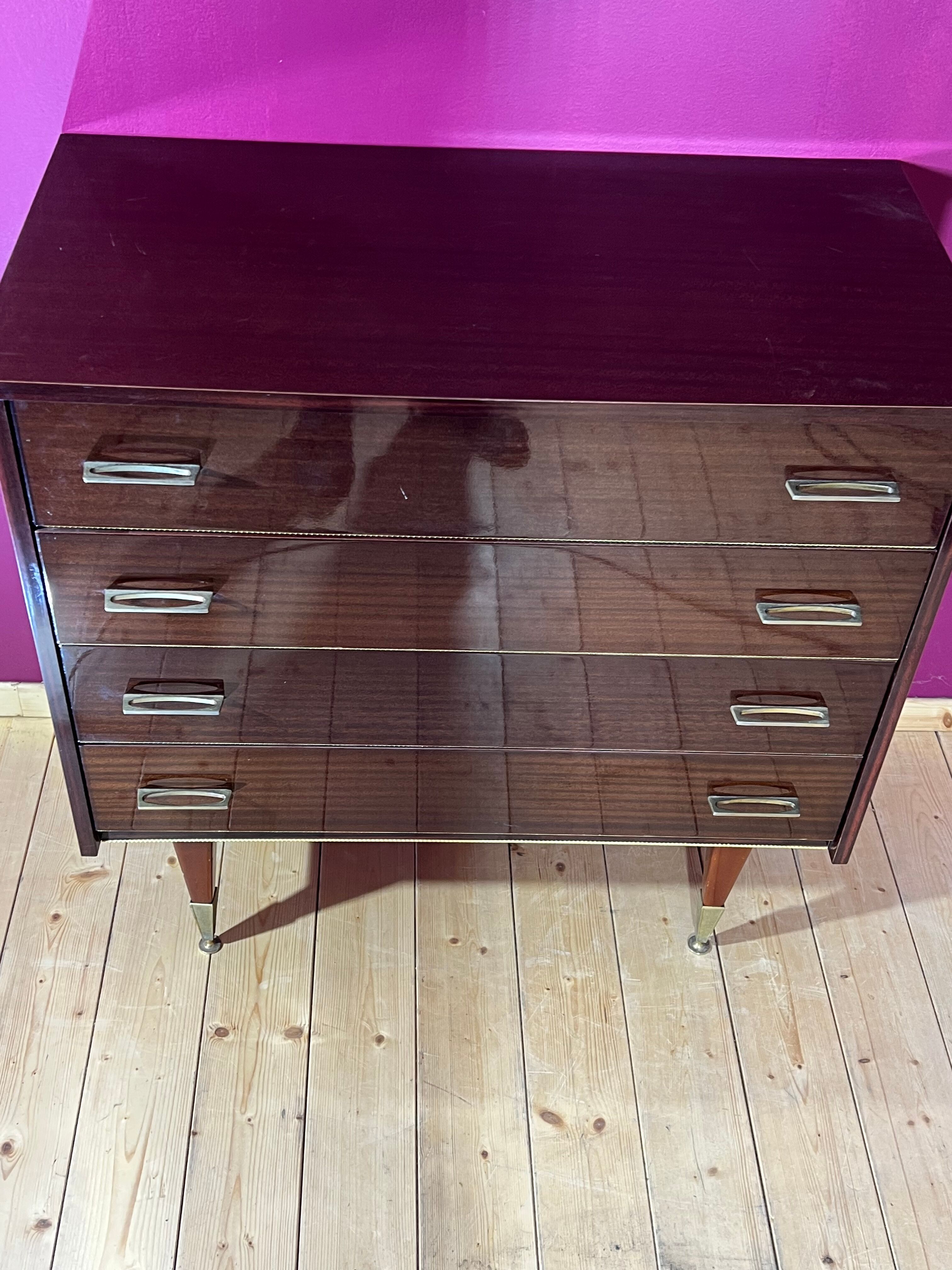 Vintage chest of drawers