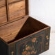 Coffre ancien peint en bois de pin – Chine, vers 1900
