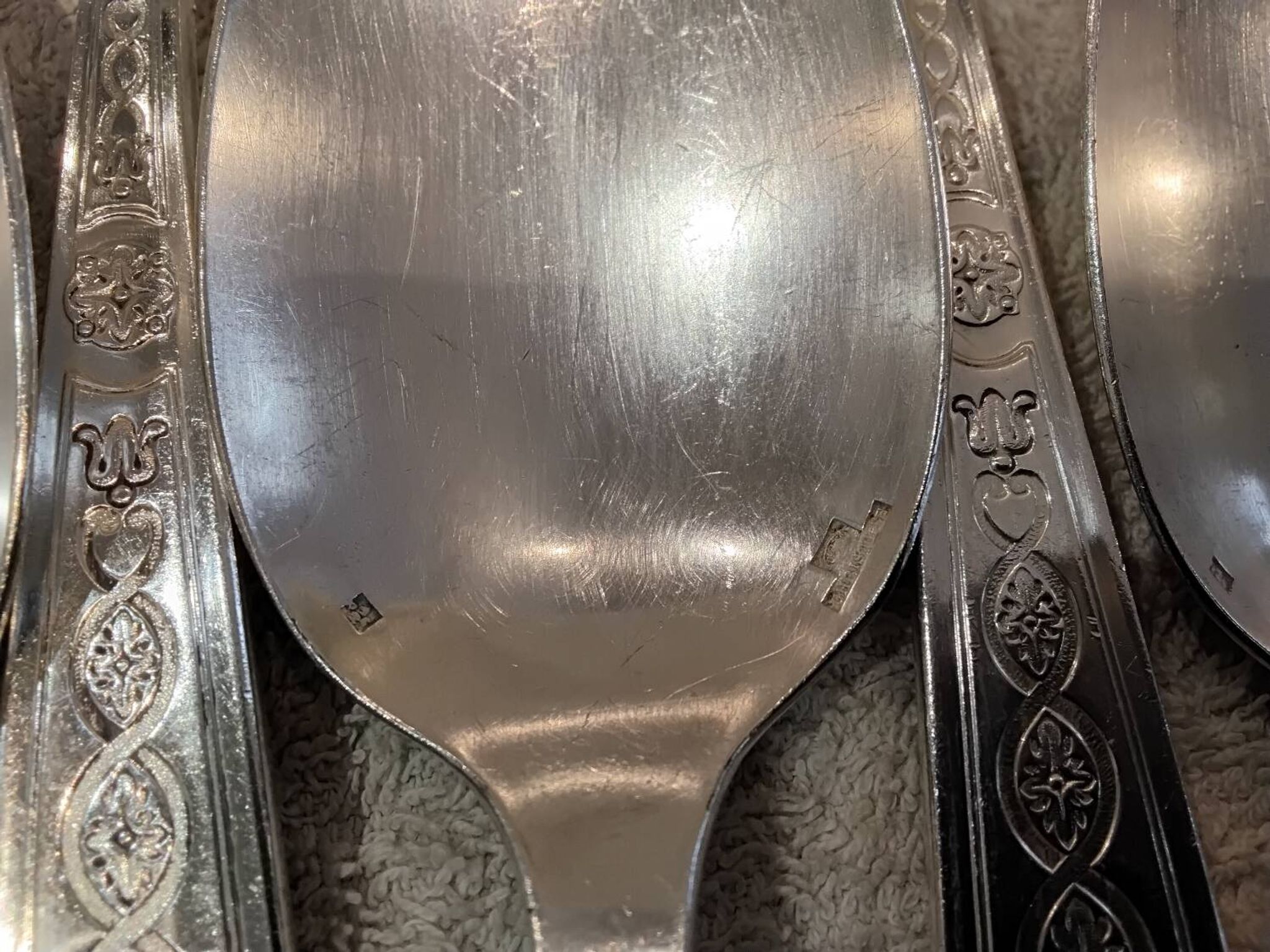 11 silver-plated soup spoons by Christofle Villeroy & Boch, striped