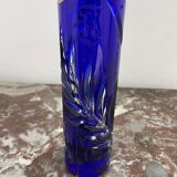 Soliflore vase, tubular, blue crystal, foliage decoration, encrypted, label, hand cut, flowers
